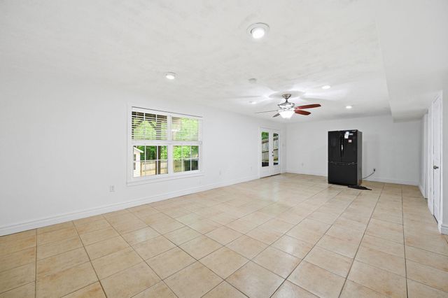 28 CHERRY LAUREL DR, Fredericksburg, VA 22405