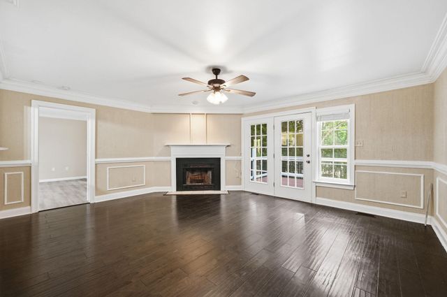 28 CHERRY LAUREL DR, Fredericksburg, VA 22405