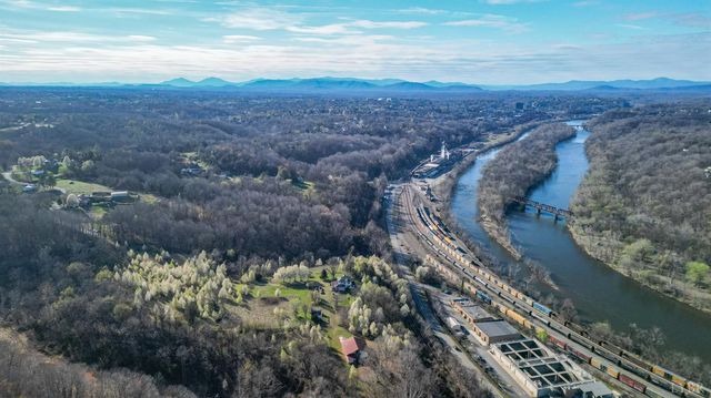 2205 Concord Turnpike, Lynchburg, VA 24504