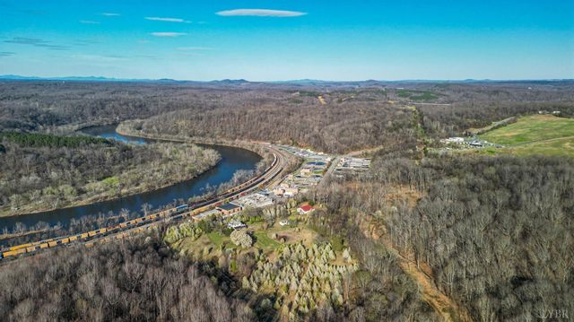 2205 Concord Turnpike, Lynchburg, VA 24504