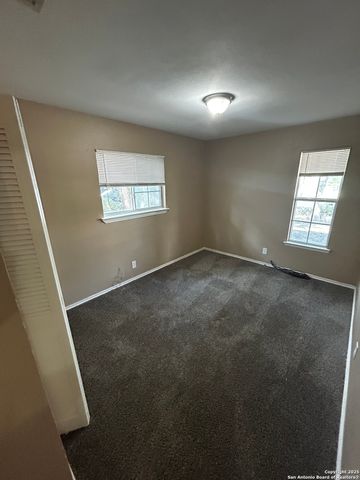 1826 Laven Dr, San Antonio, TX 78228