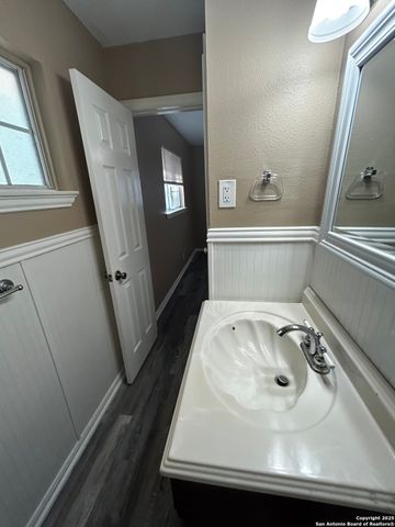 1826 Laven Dr, San Antonio, TX 78228