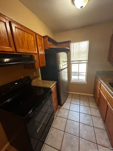 1826 Laven Dr, San Antonio, TX 78228