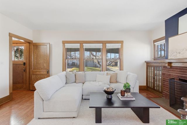 4252 Mason Street, Omaha, NE 68105