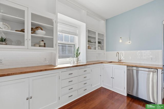 4252 Mason Street, Omaha, NE 68105