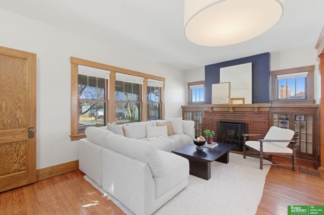 4252 Mason Street, Omaha, NE 68105