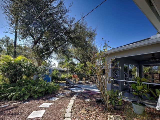 10381 SANDRIFT AVENUE, Englewood, FL 34224