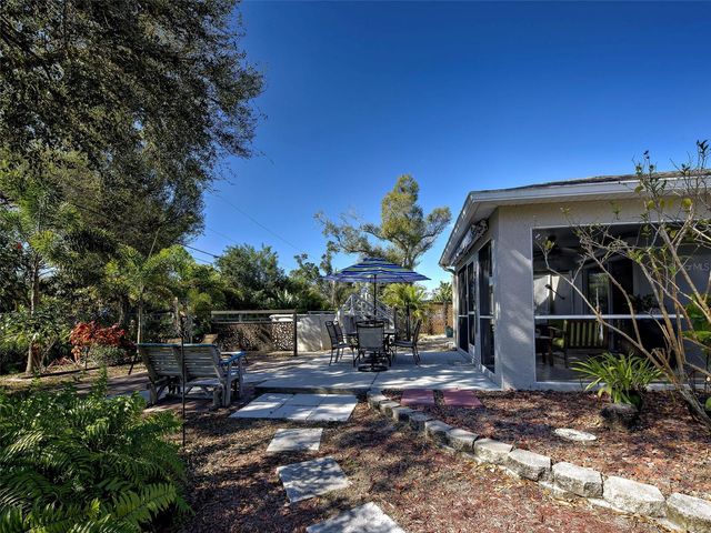 10381 SANDRIFT AVENUE, Englewood, FL 34224