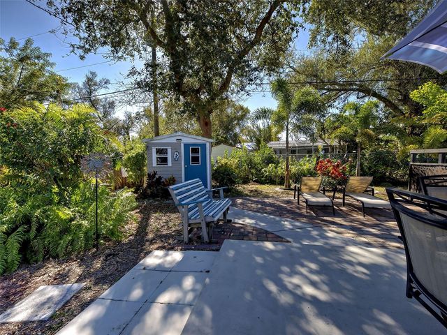 10381 SANDRIFT AVENUE, Englewood, FL 34224