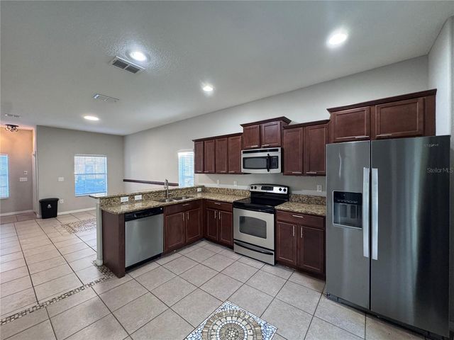 8523 BRUSHLEAF WAY, Tampa, FL 33647