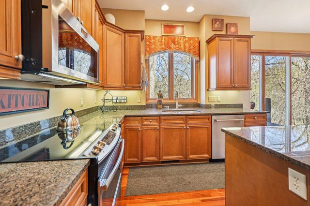 3489 Wolfberry Court, Eagan, MN 55123