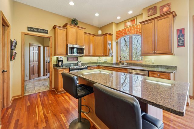 3489 Wolfberry Court, Eagan, MN 55123