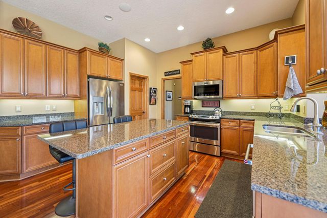 3489 Wolfberry Court, Eagan, MN 55123
