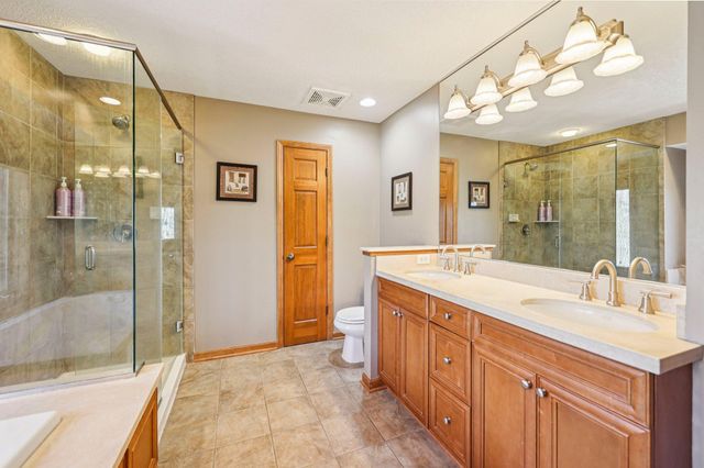 3489 Wolfberry Court, Eagan, MN 55123