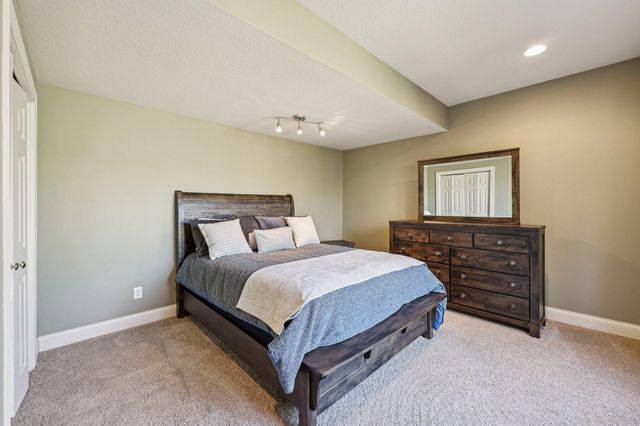 3489 Wolfberry Court, Eagan, MN 55123