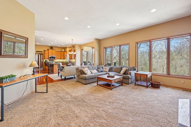 3489 Wolfberry Court, Eagan, MN 55123