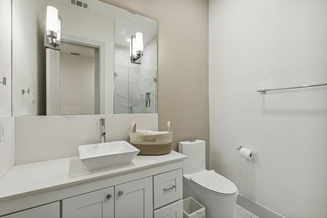 4618 Newmore Avenue, Dallas, TX 75209