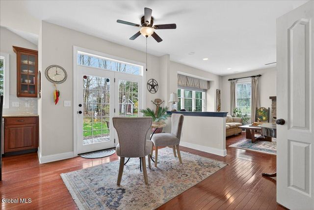 65 Stone Crest Drive, Halfmoon, NY 12118