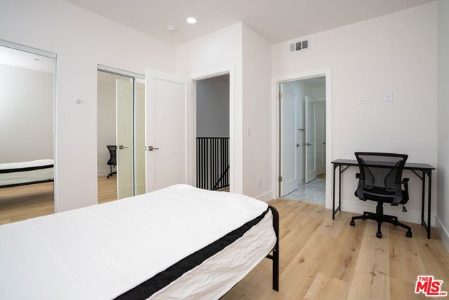 1286 W 35th Place, Los Angeles, CA 90007