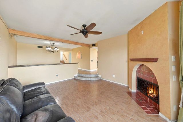 4878 Tinasa Way, San Diego, CA 92124