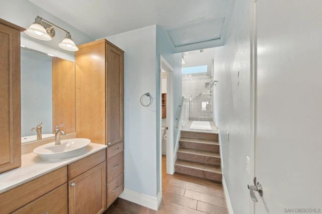 4878 Tinasa Way, San Diego, CA 92124