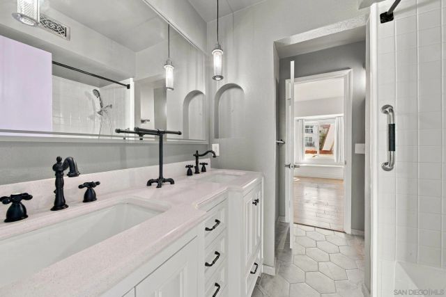4878 Tinasa Way, San Diego, CA 92124