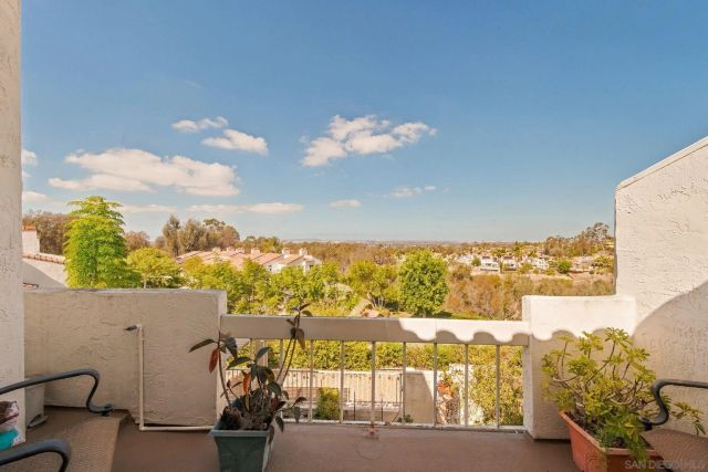 4878 Tinasa Way, San Diego, CA 92124