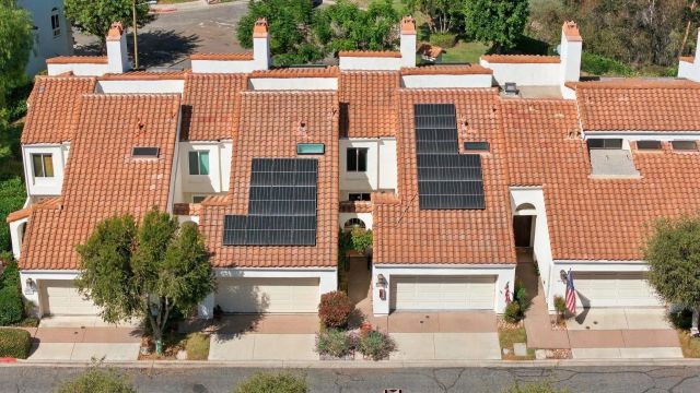 4878 Tinasa Way, San Diego, CA 92124