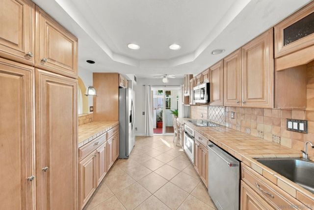 4878 Tinasa Way, San Diego, CA 92124