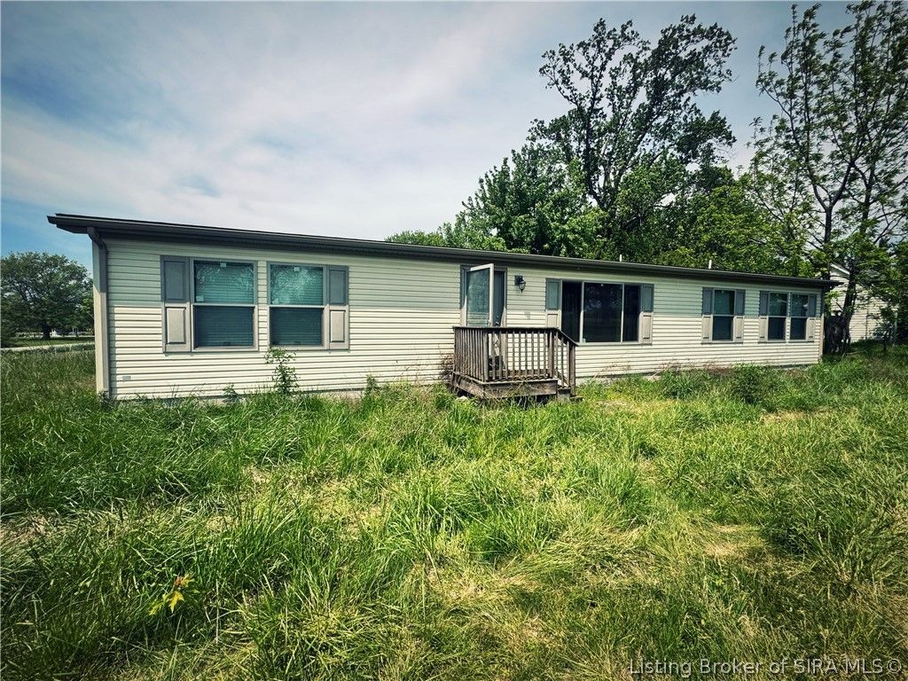 114 N Main Street, Campbellsburg, IN 47108