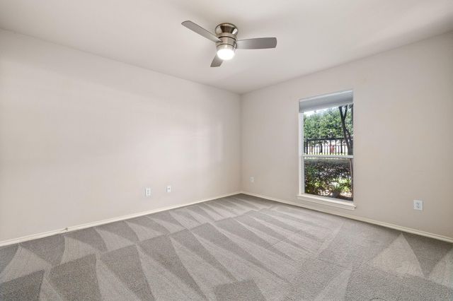 902 Memorial Heights Drive, Houston, TX 77007