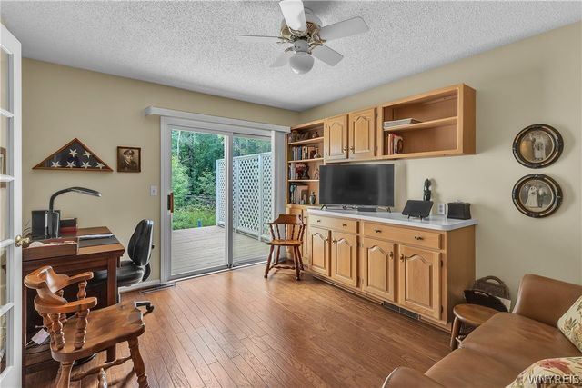 55 Spicebush Lane, Amherst, NY 14221