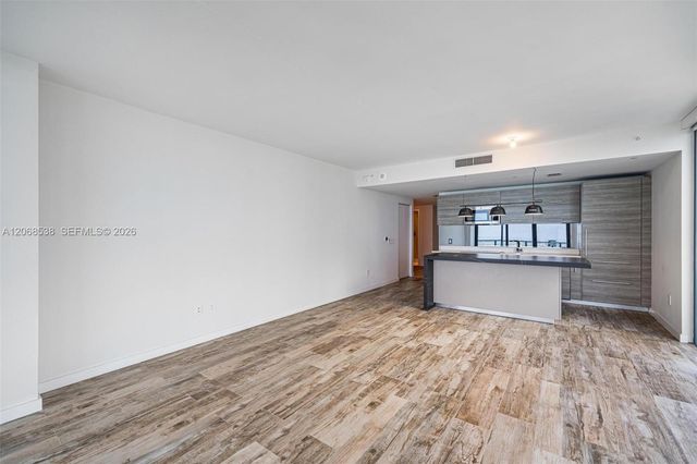 650 NE 32nd Street 4407, Miami, FL 33137