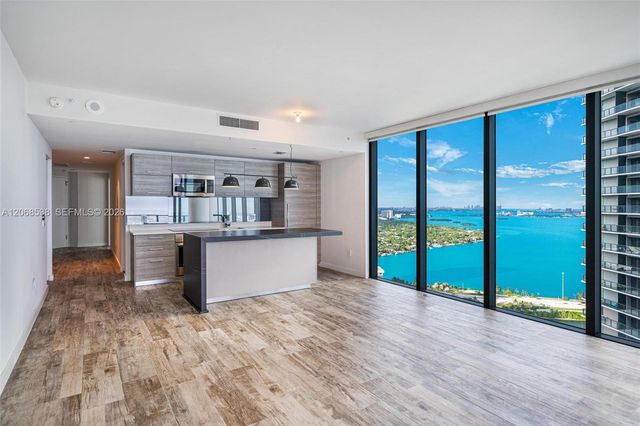 650 NE 32nd Street 4407, Miami, FL 33137