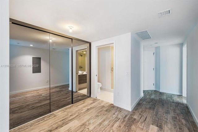 650 NE 32nd Street 4407, Miami, FL 33137