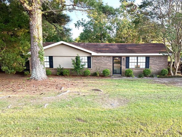 211 W King St, Headland, AL 36345