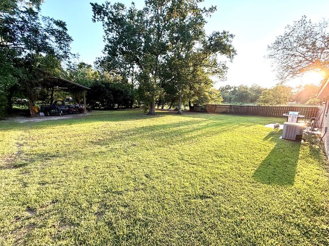 211 W King St, Headland, AL 36345