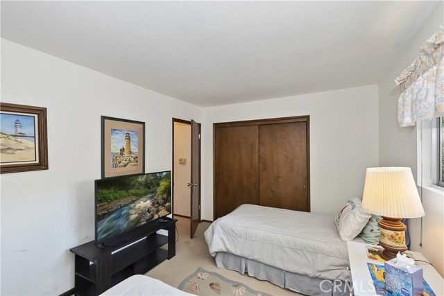 1096 Nadelhorn Drive, Lake Arrowhead, CA 92352