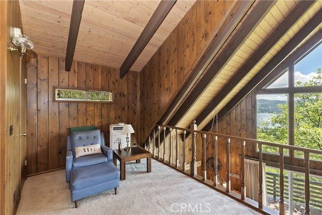 1096 Nadelhorn Drive, Lake Arrowhead, CA 92352
