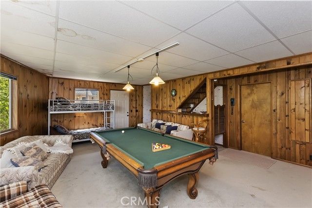 1096 Nadelhorn Drive, Lake Arrowhead, CA 92352