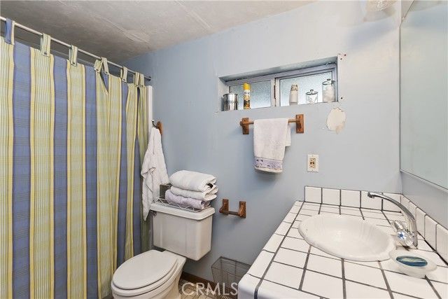 1096 Nadelhorn Drive, Lake Arrowhead, CA 92352