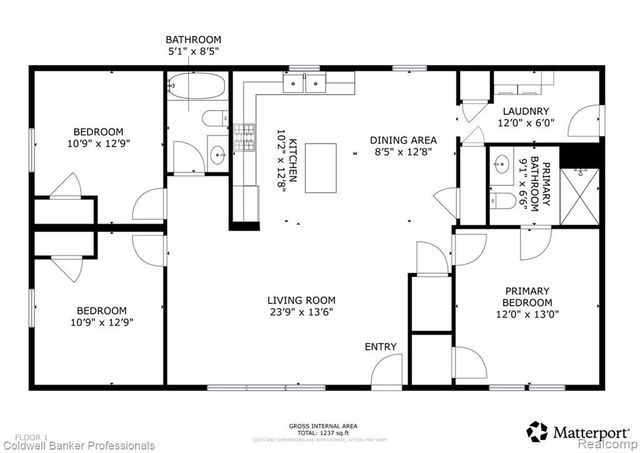 289 Pompano Court, Lapeer, MI 48446