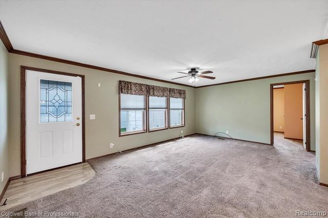 289 Pompano Court, Lapeer, MI 48446