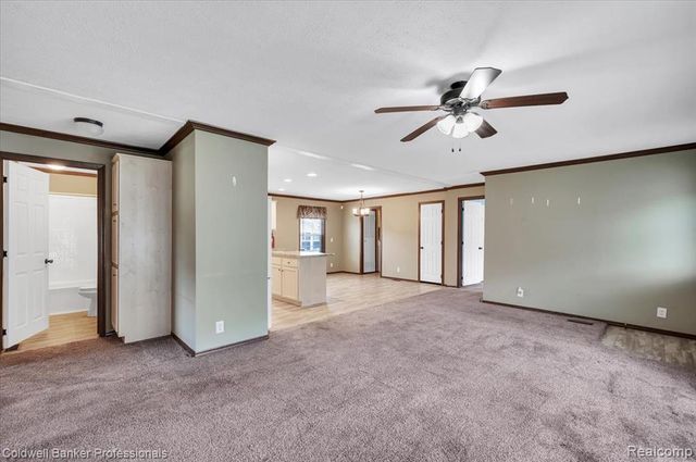 289 Pompano Court, Lapeer, MI 48446