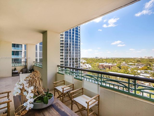 3400 SW 27th Ave 1005, Miami, FL 33133