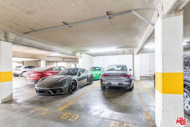 100 S Doheny Drive 516, Los Angeles, CA 90048