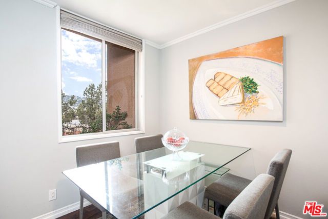 100 S Doheny Drive 516, Los Angeles, CA 90048