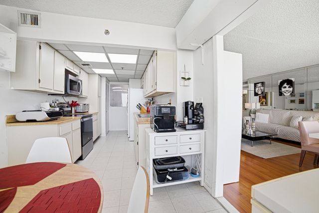 210 174th Street 1110, Sunny Isles Beach, FL 33160