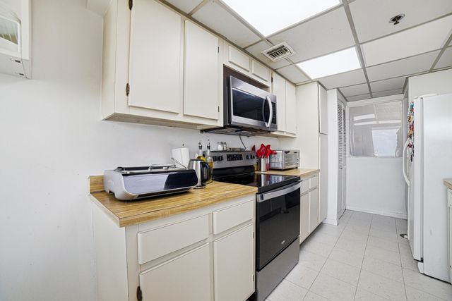 210 174th Street 1110, Sunny Isles Beach, FL 33160