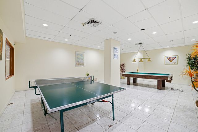 210 174th Street 1110, Sunny Isles Beach, FL 33160